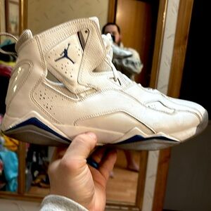Air Jordan tru flight basket ball shoes size 13